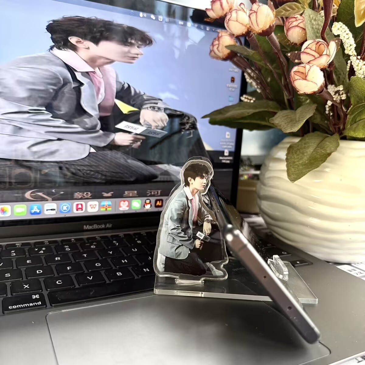 Chengyi Mobile Phone Stand Acr - Phone Accessories In China review and price